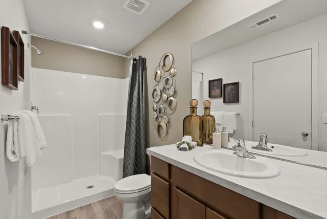 $333,995 | 5220 East Liberty Lane, Spokane, WA 99212