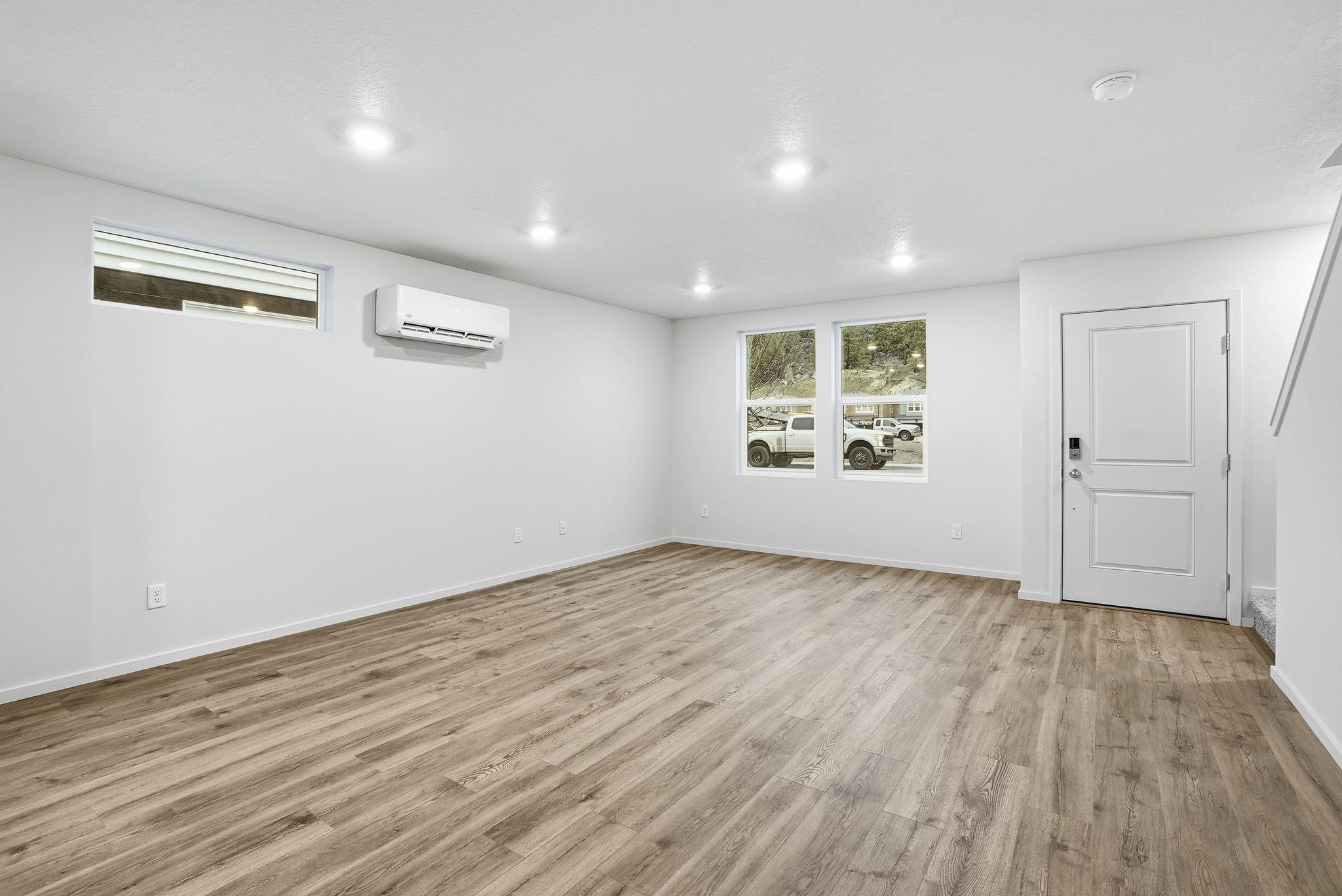 5220 East Liberty Lane Spokane, WA 99212 - Photo 5 of 20