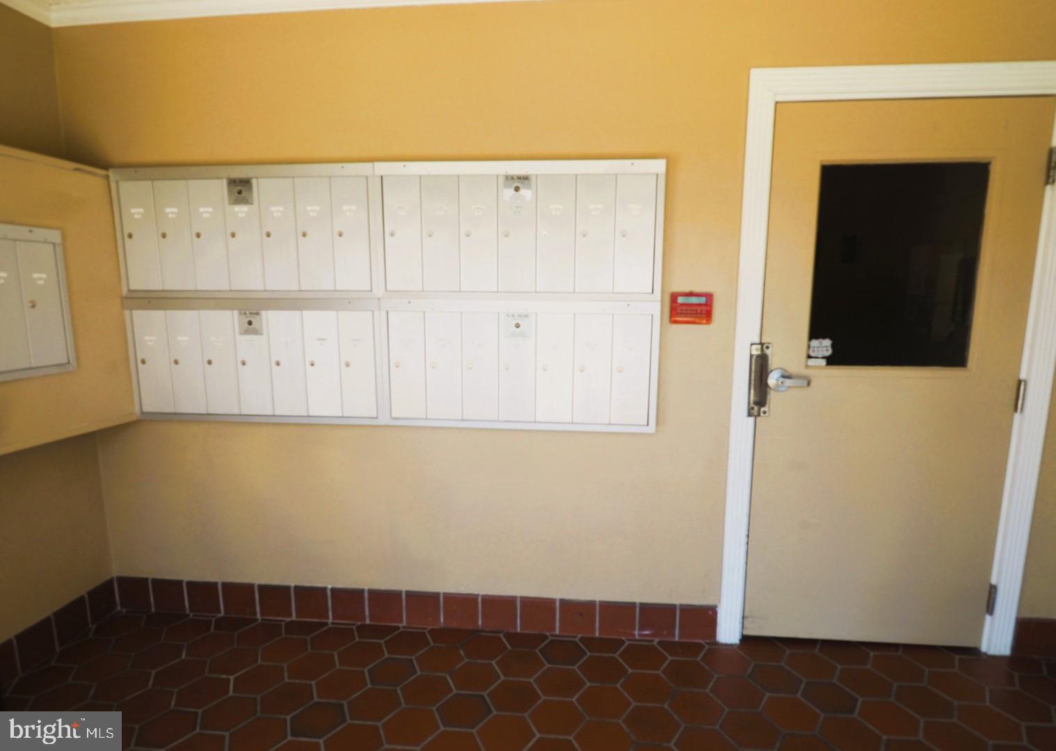 84 Welsh Tract Road, Unit 311 Newark, DE 19713 - Photo 24 of 25 a bathroom with a shower
