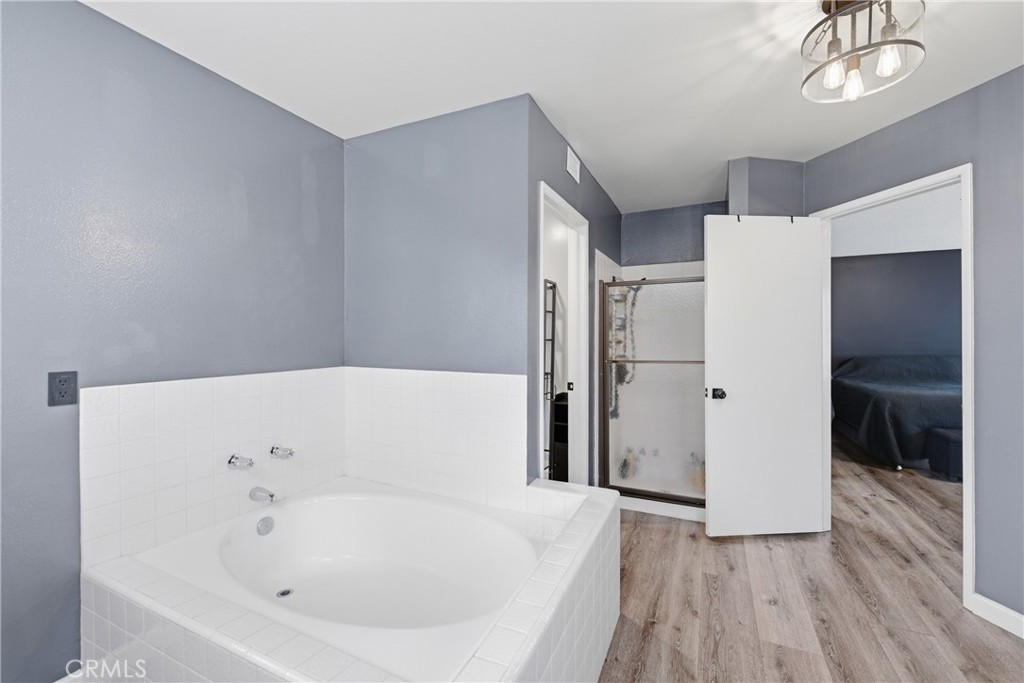 2481 Keswick Court Simi Valley, CA 93063 - Photo 16 of 29