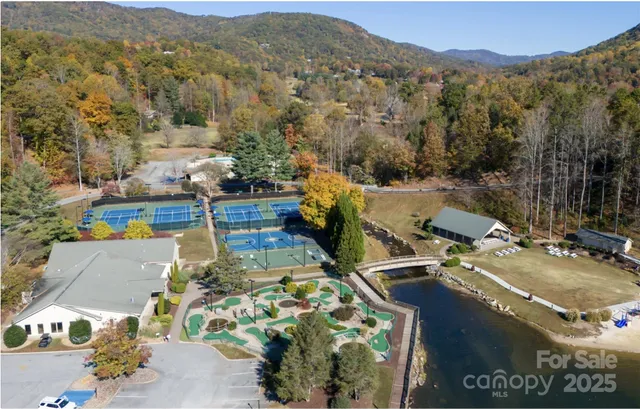 $114,900 | 160 Whitney Boulevard, Unit 4, Lake Lure, NC 28746