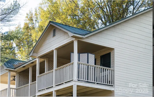 $114,900 | 160 Whitney Boulevard, Unit 4, Lake Lure, NC 28746