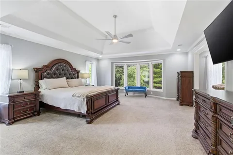 $899,950 | 4407 North Mulberry Drive, Kansas City, MO 64116