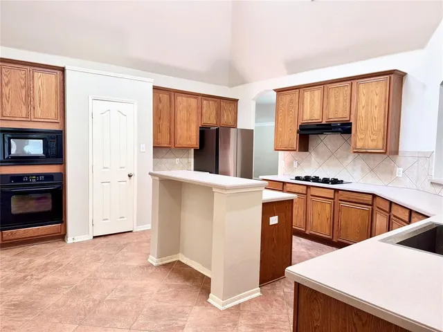 $2,795 | 4108 Orchid Lane, Mansfield, TX 76063