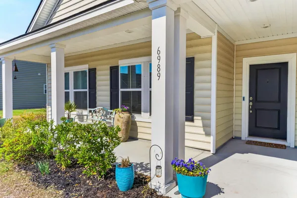 $684,900 | 6989 Pumpkinseed Drive, Johns Island, SC 29455