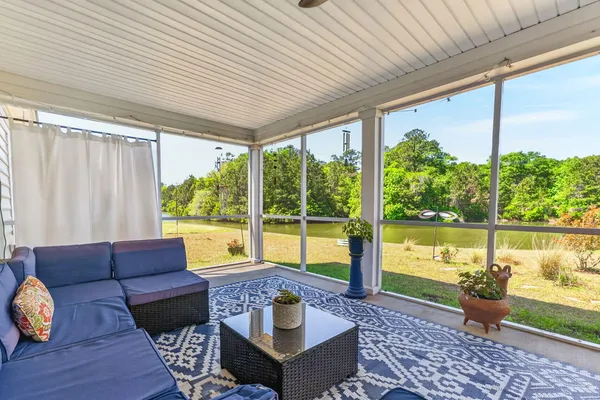 $684,900 | 6989 Pumpkinseed Drive, Johns Island, SC 29455