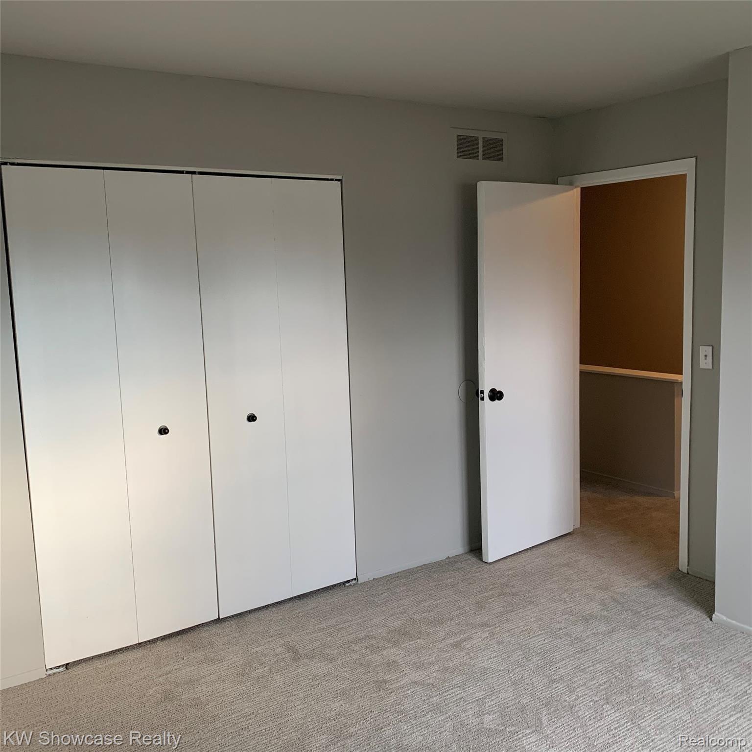 41906 Ridge Road East Novi, MI 48375 - Photo 13 of 16 Ridge Bedroom.jpg