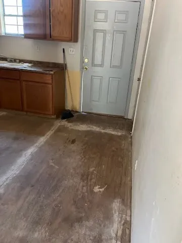 a view of a storage & utility room