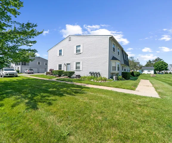 $160,000 | 245 Lake Village Drive, Walled Lake, MI 48390