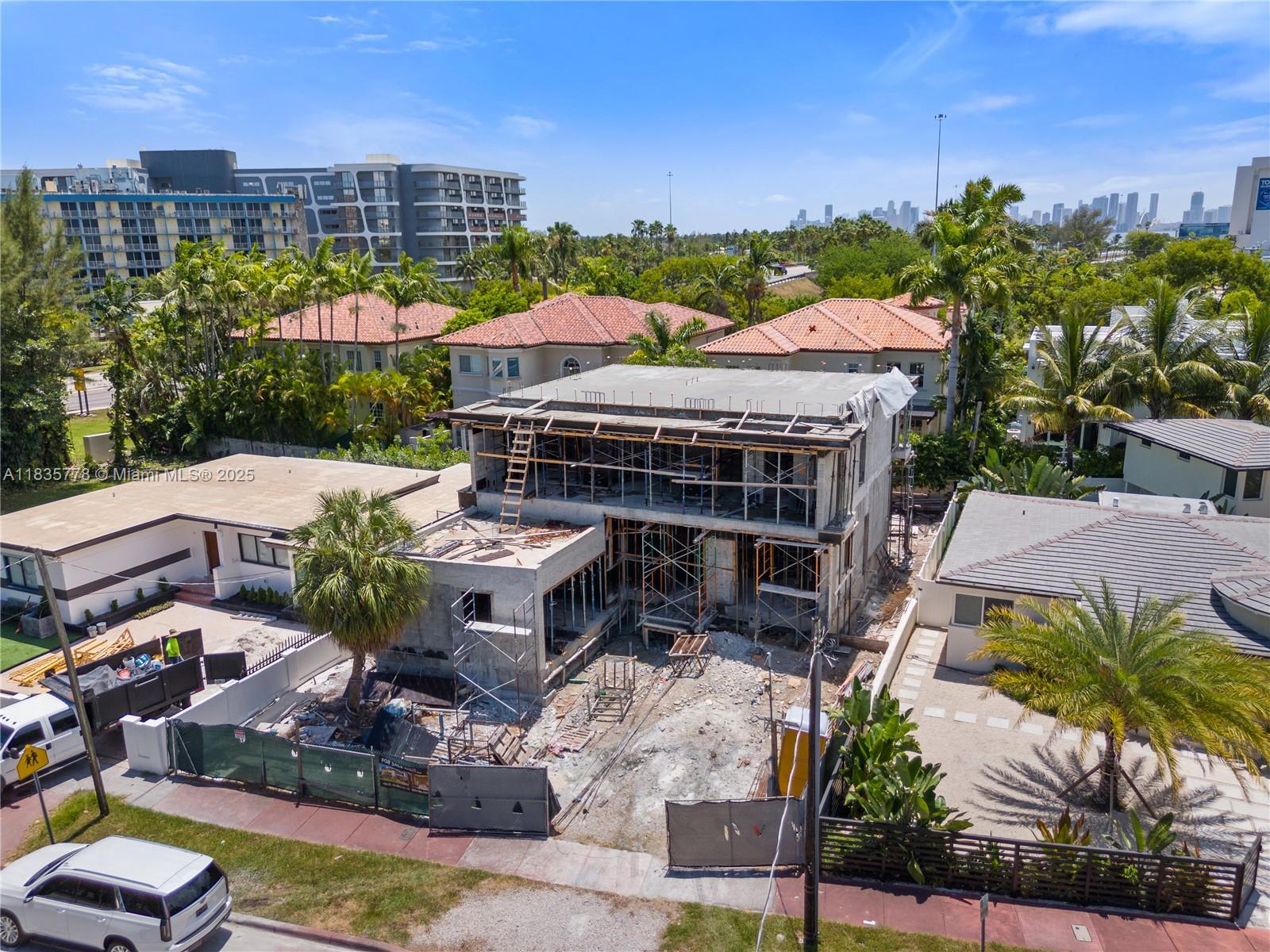 4152 Alton Road Miami Beach, FL 33140 - Photo 18 of 22