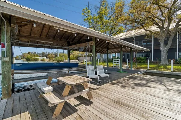 $960,000 | 9901 Bay Drive, Gibsonton, FL 33534