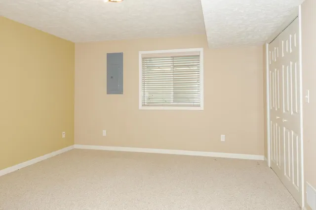 $503,900 | 2004 Withers Lane, Bloomington, IL 61704