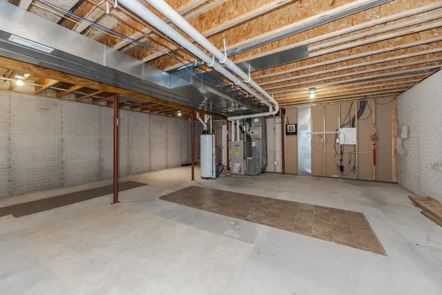 $503,900 | 2004 Withers Lane, Bloomington, IL 61704