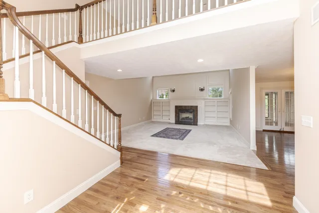 $503,900 | 2004 Withers Lane, Bloomington, IL 61704