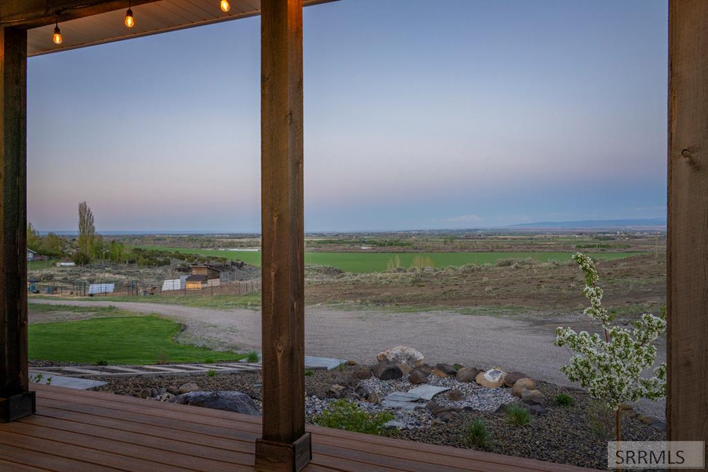 1032 East Butte Road Menan, ID 83434 - Photo 17 of 80