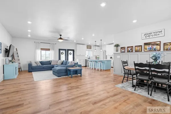 $875,000 | 1032 East Butte Road, Menan, ID 83434