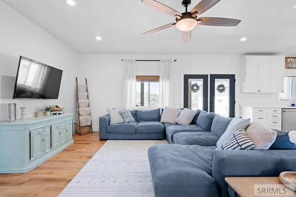 $875,000 | 1032 East Butte Road, Menan, ID 83434