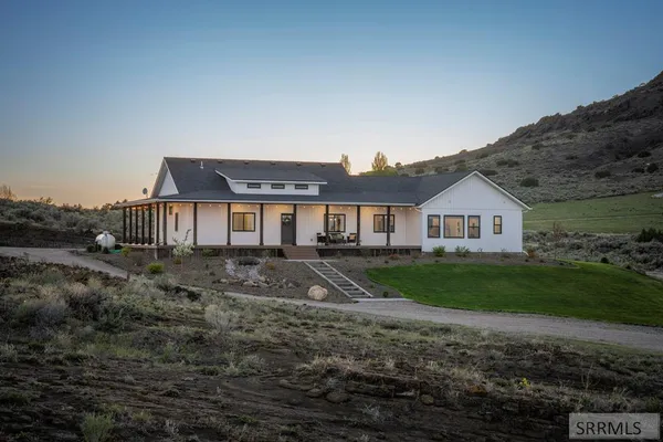 $875,000 | 1032 East Butte Road, Menan, ID 83434