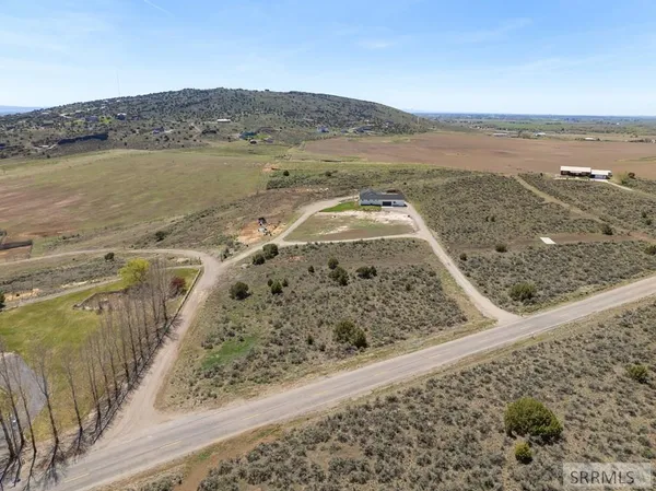 $875,000 | 1032 East Butte Road, Menan, ID 83434