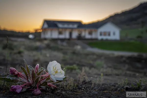 $875,000 | 1032 East Butte Road, Menan, ID 83434