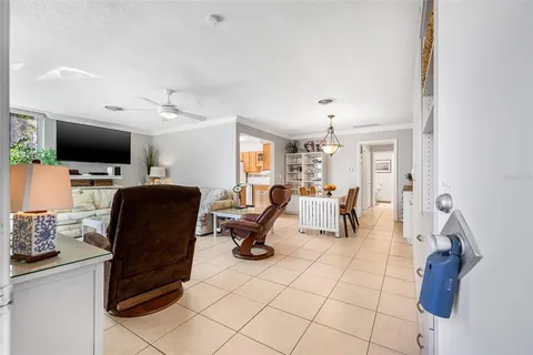 $449,900 | 615 10th Avenue Northeast, Unit 1, St. Petersburg, FL 33701