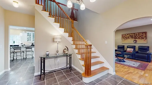 a view of entryway and hall