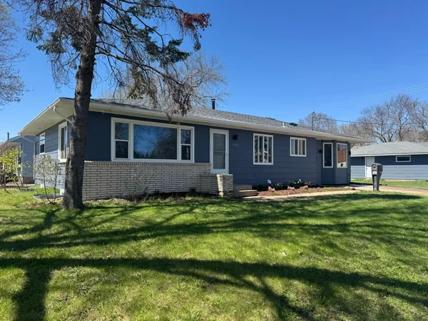 $399,900 | 540 East 2nd Street, Waconia, MN 55387
