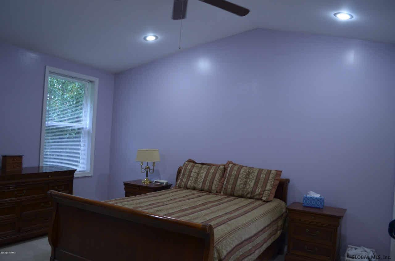 14 Fox Farm Road Queensbury, NY 12804 - Photo 16 of 34 Photo 16