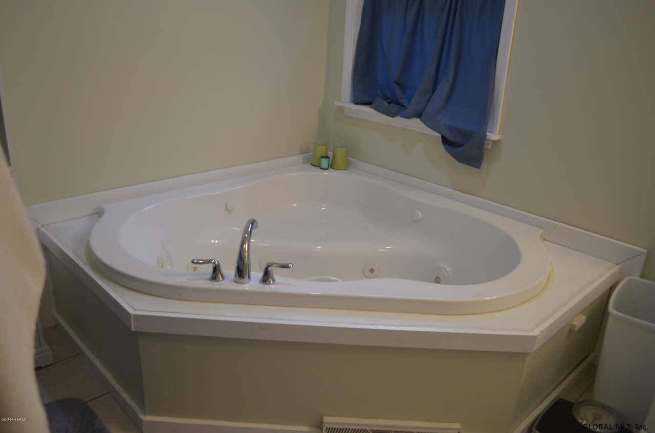 14 Fox Farm Road Queensbury, NY 12804 - Photo 22 of 34 Photo 22