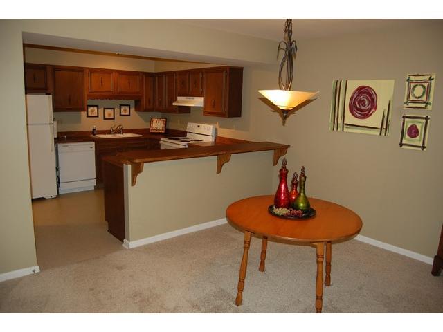 15 Abbey Road Anderson, IN 46013 - Photo 4 of 11