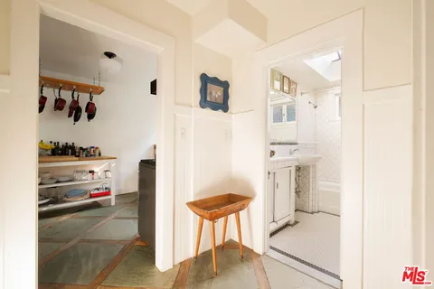 $2,695,000 | Undisclosed Address, Venice, CA 90291
