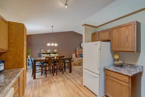 $389,900 | 2901 Maple Grove Drive, Madison, WI 53719