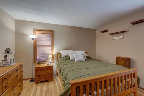 $389,900 | 2901 Maple Grove Drive, Madison, WI 53719