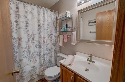 $389,900 | 2901 Maple Grove Drive, Madison, WI 53719