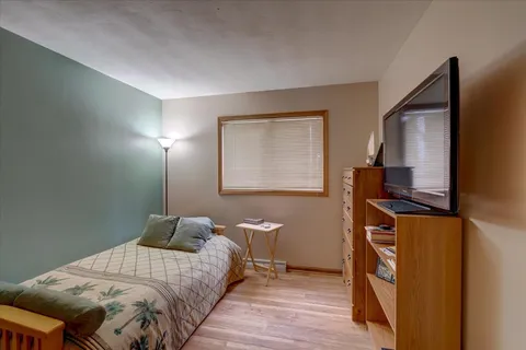 $389,900 | 2901 Maple Grove Drive, Madison, WI 53719