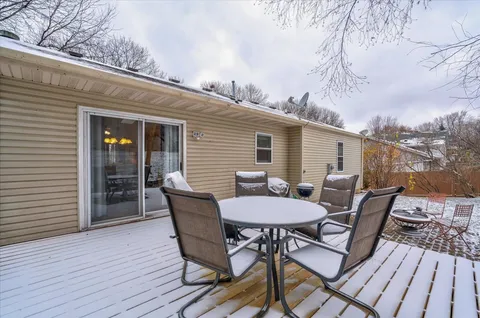 $389,900 | 2901 Maple Grove Drive, Madison, WI 53719