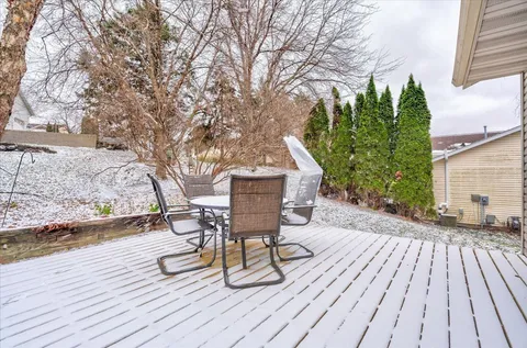 $389,900 | 2901 Maple Grove Drive, Madison, WI 53719