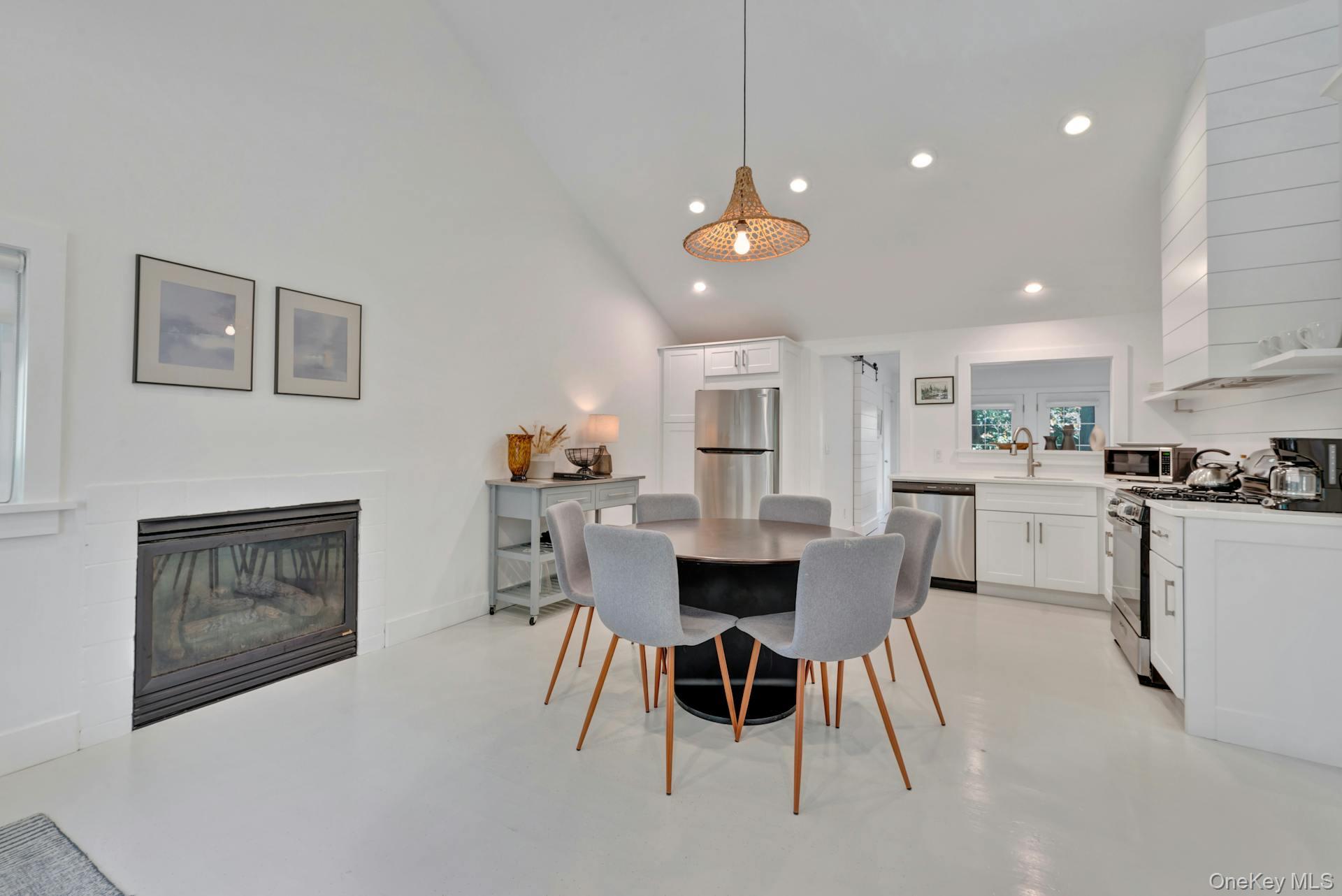 3670 Rocky Point Road East Marion, NY 11939 - Photo 6 of 27 Gallery Image 6