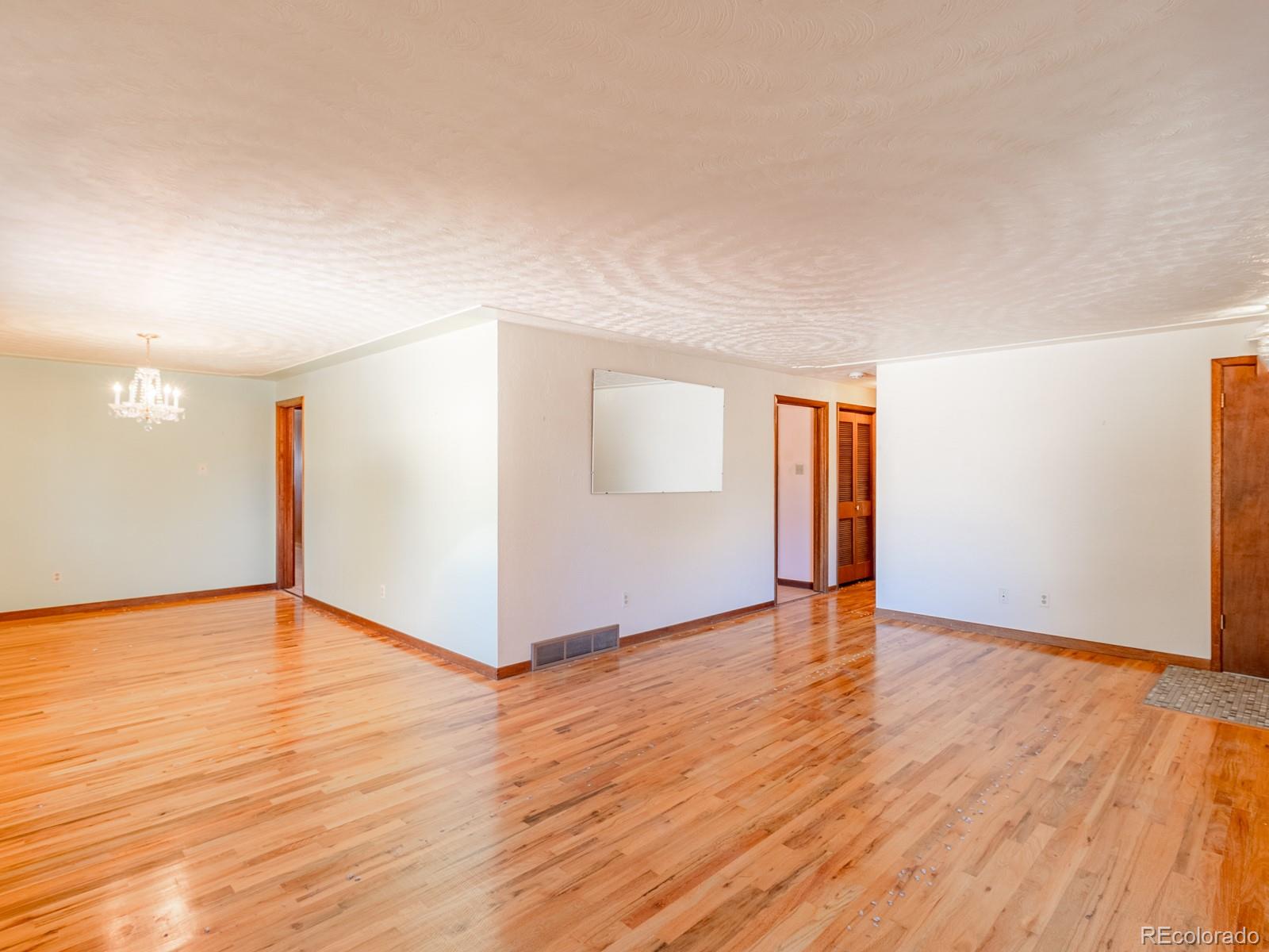 3900 Garrison Street Wheat Ridge, CO 80033 - Photo 6 of 34 Gallery Image 6
