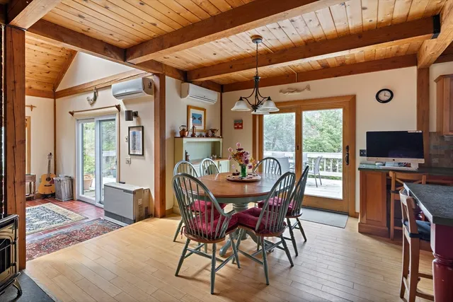 $1,895,000 | 99 Old Purchase Road, Edgartown, MA 02539