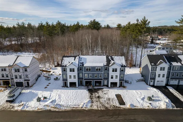$434,900 | 14 D The Crossings At Village Centre, Barrington, NH 03825
