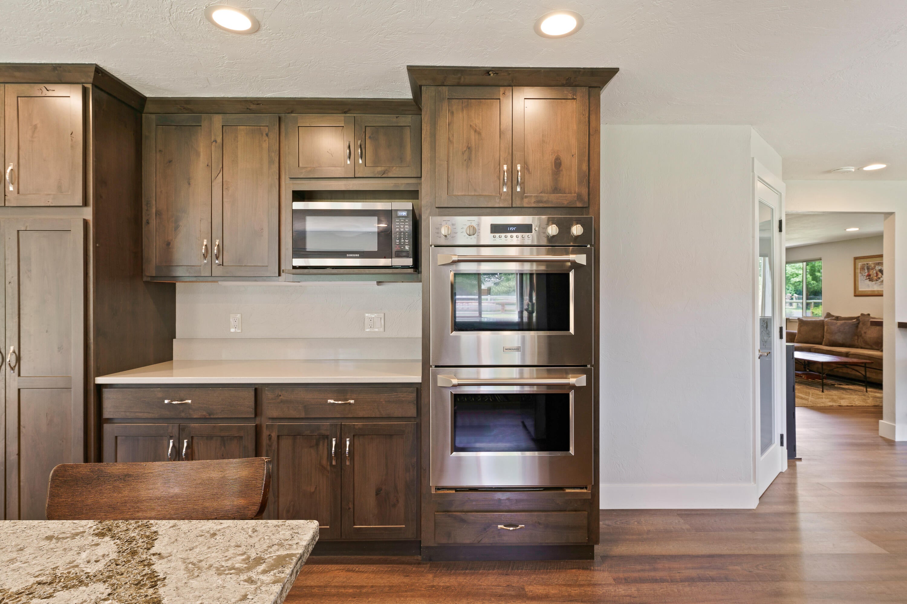 21697 Old Red Road Bend, OR 97702 - Photo 17 of 50 Double ovens