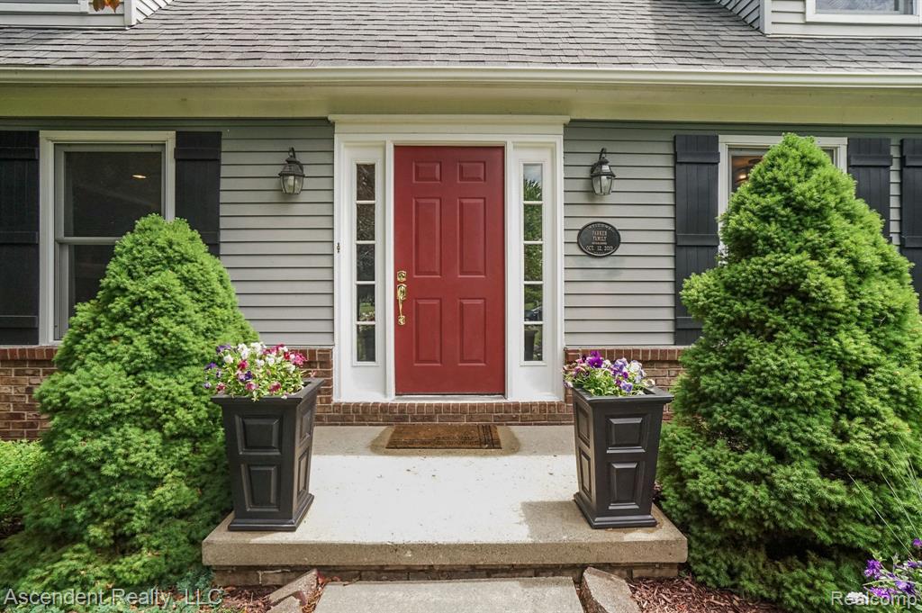 3191 Landview Drive Rochester, MI 48306 - Photo 2 of 42