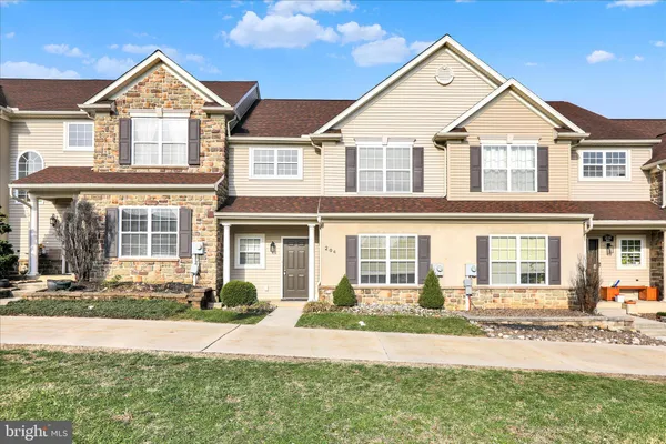 $349,900 | 204 Silk Drive, West Reading, PA 19611