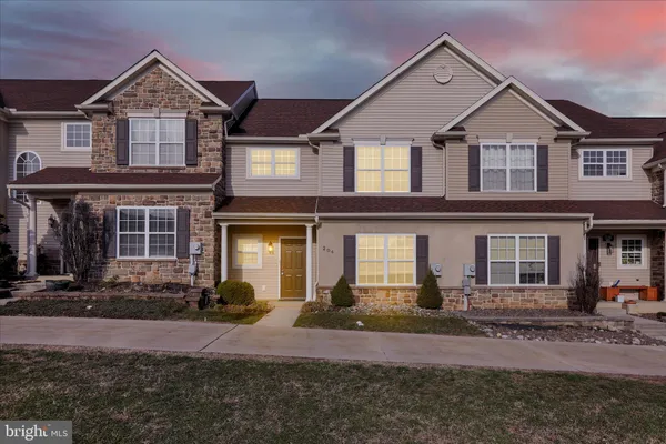 $349,900 | 204 Silk Drive, West Reading, PA 19611