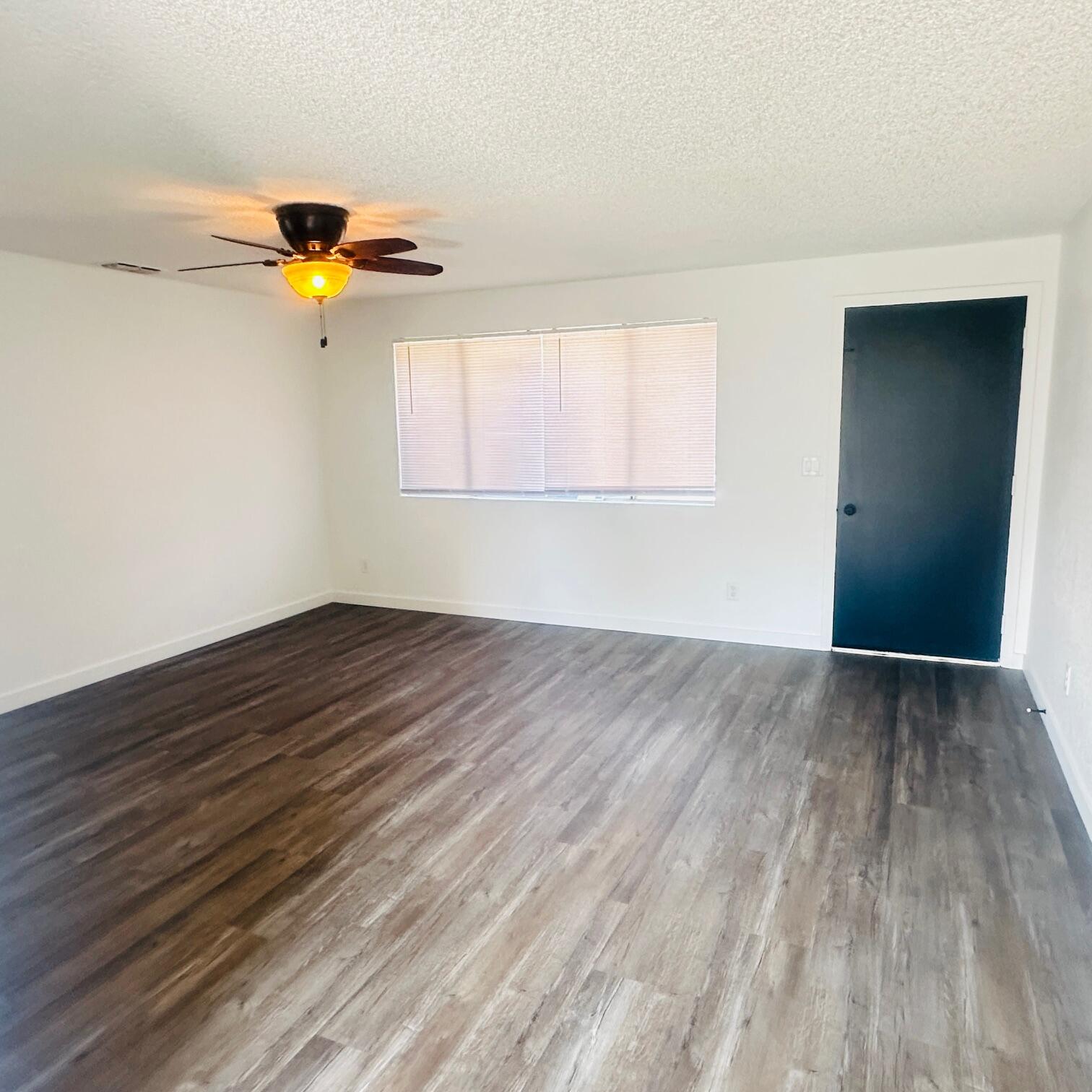 71 Tracy Avenue, Unit 71 & 73 Eagle Point, OR 97524 - Photo 16 of 36 73 Tracey