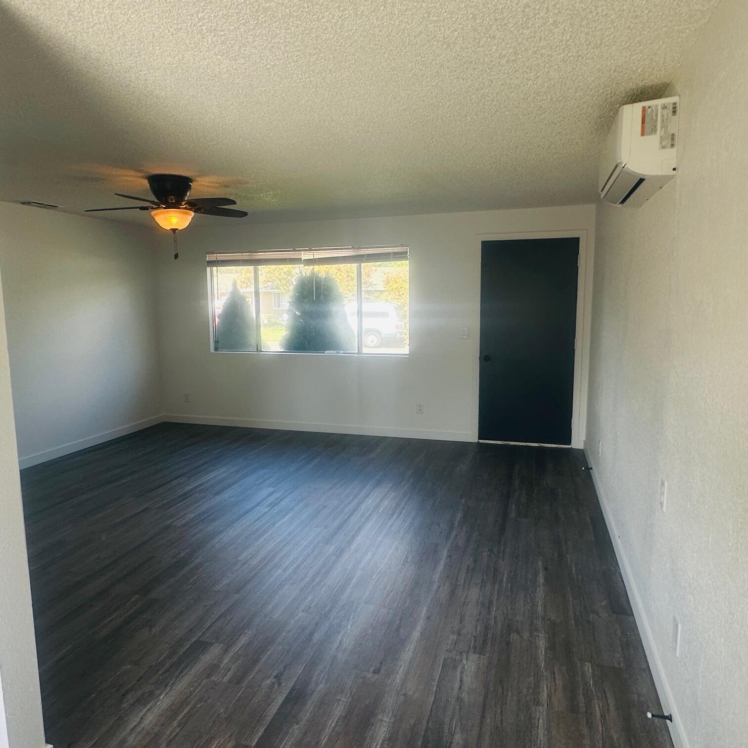 71 Tracy Avenue, Unit 71 & 73 Eagle Point, OR 97524 - Photo 17 of 36 73 Tracey