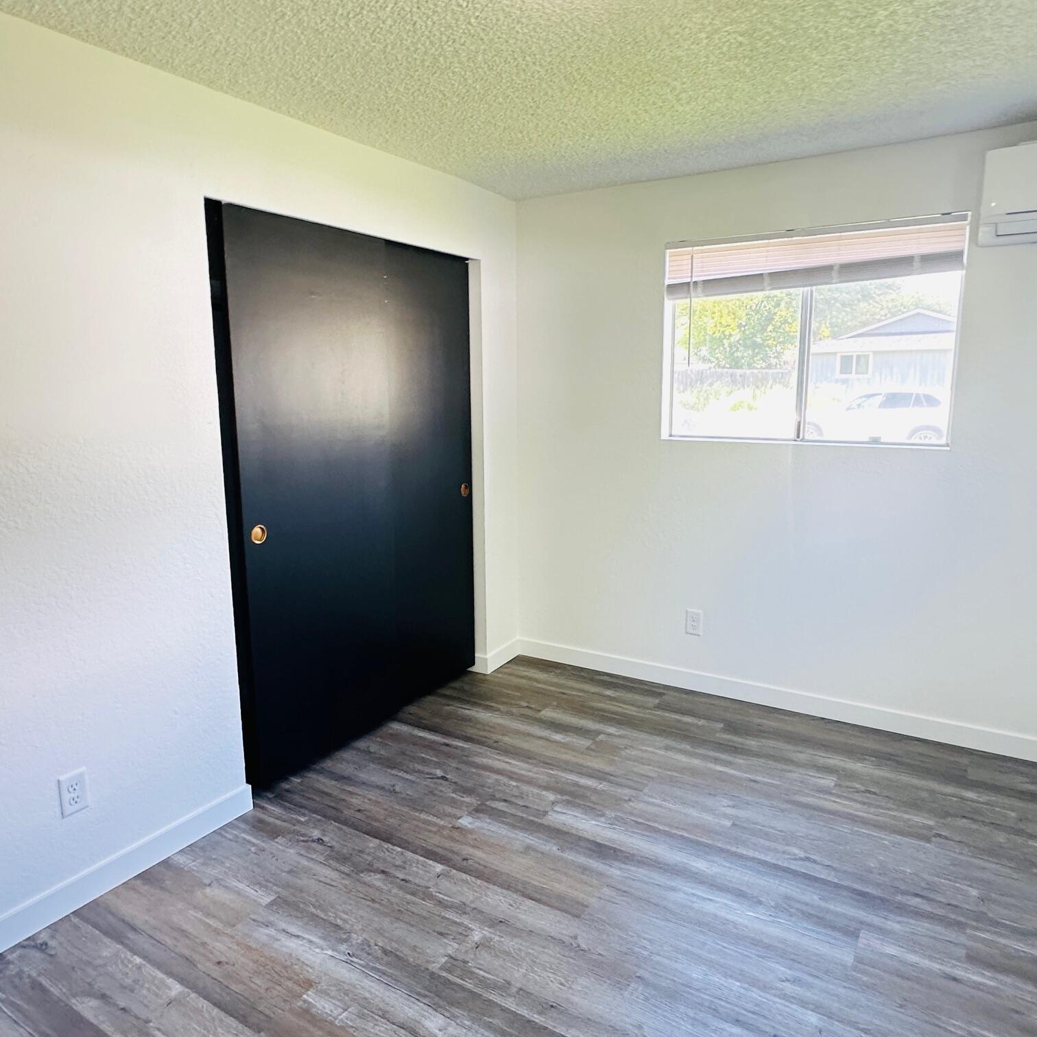 71 Tracy Avenue, Unit 71 & 73 Eagle Point, OR 97524 - Photo 27 of 36 73 Tracey