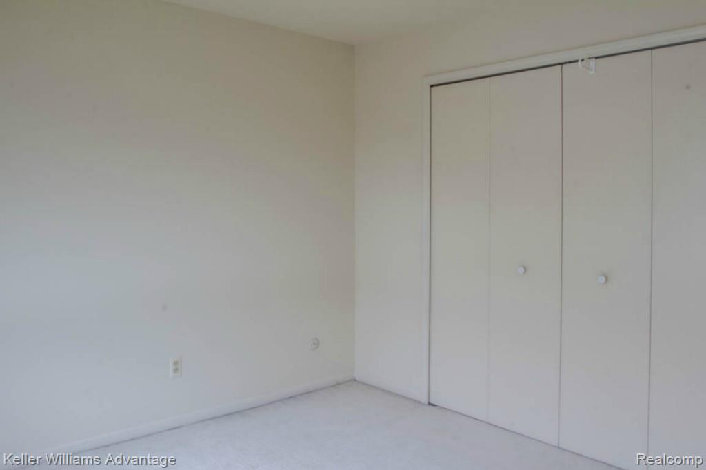 29620 Middlebelt Road, Unit 2903 Farmington Hills, MI 48334 - Photo 18 of 25