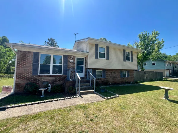 $275,000 | 583 Pinewood Circle, Fort Oglethorpe, GA 30742